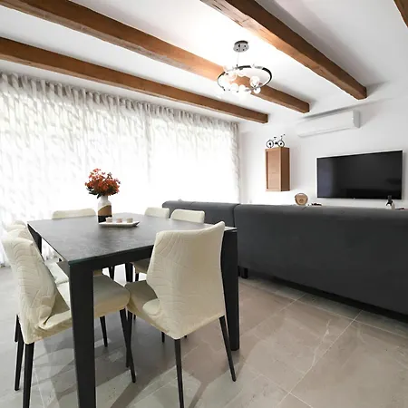 Wardija Luxury * Qala